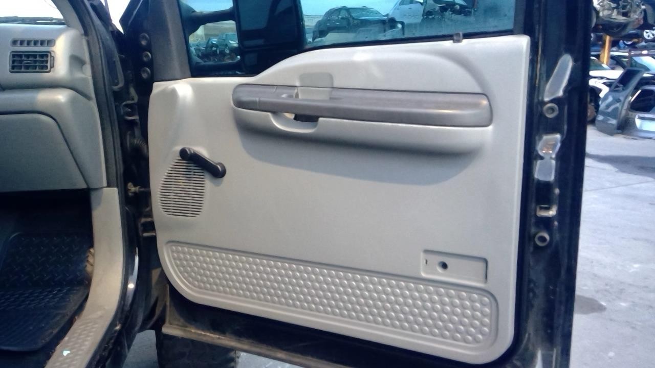 Vehicle/108754_06.jpg