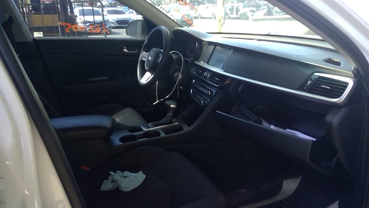 Vehicle/108887_08.jpg