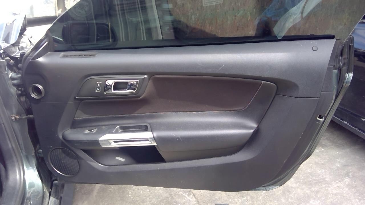 Vehicle/108946_06.jpg