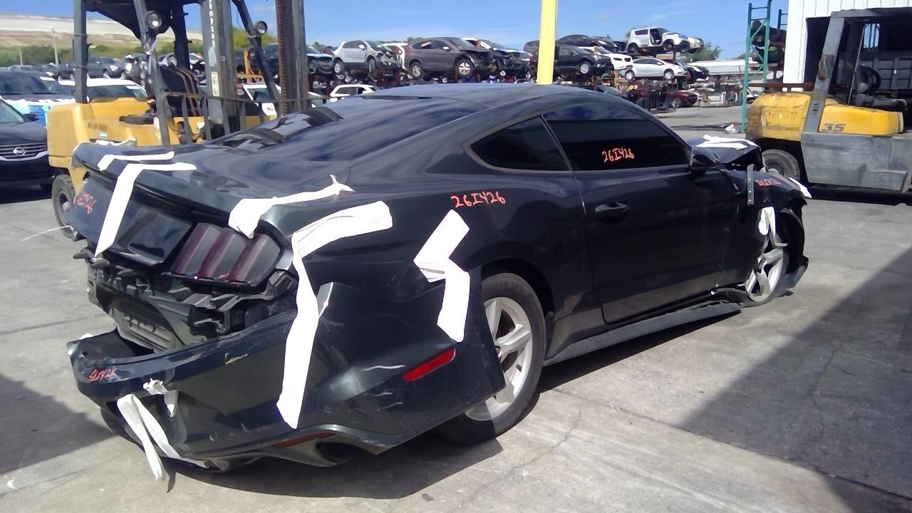 Vehicle/108946_11.jpg