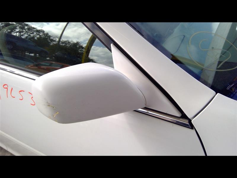 Vehicle/60825_02.jpg