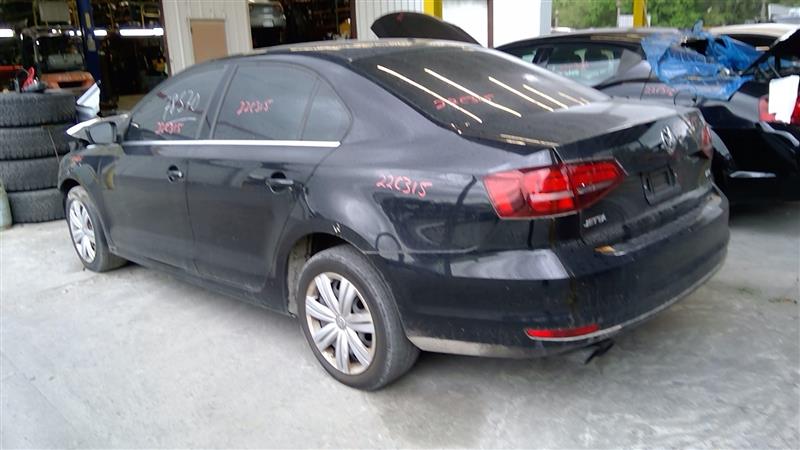 Vehicle/75620_10.jpg