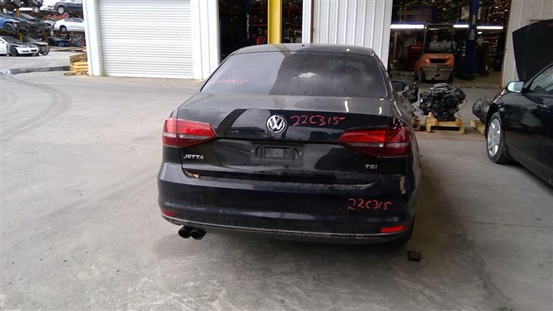 Vehicle/75620_11.jpg