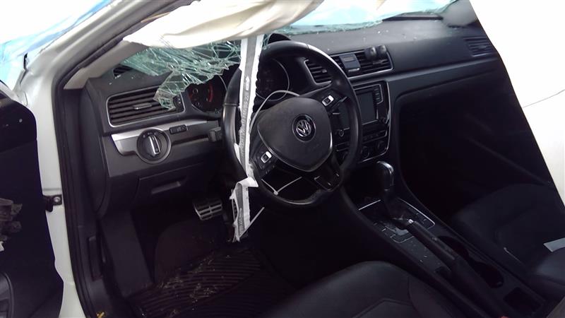 Vehicle/77120_04.jpg