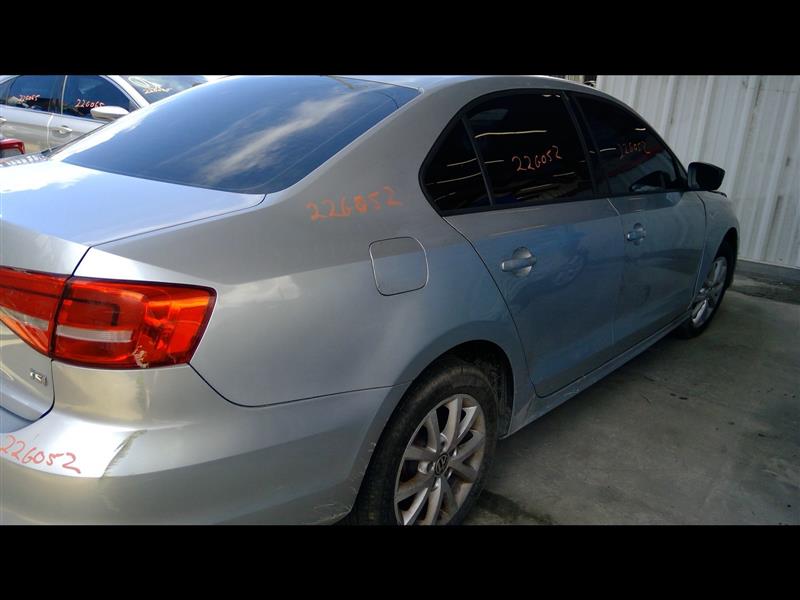 Vehicle/78746_12.jpg