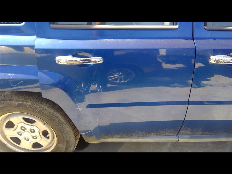 Vehicle/83682_02.jpg