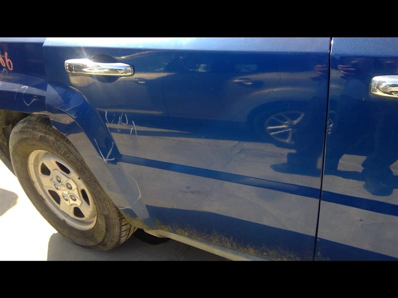 Vehicle/83682_03.jpg