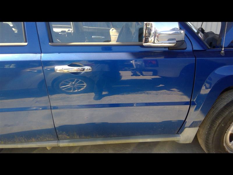 Vehicle/83682_06.jpg