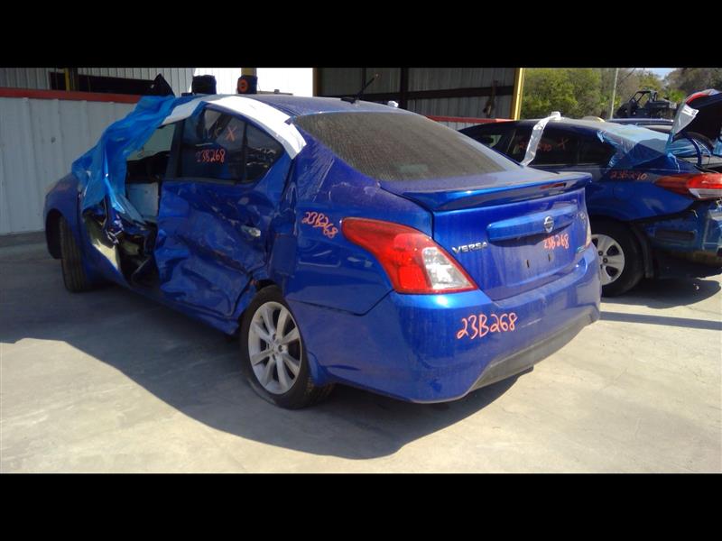 Vehicle/84032_12.jpg