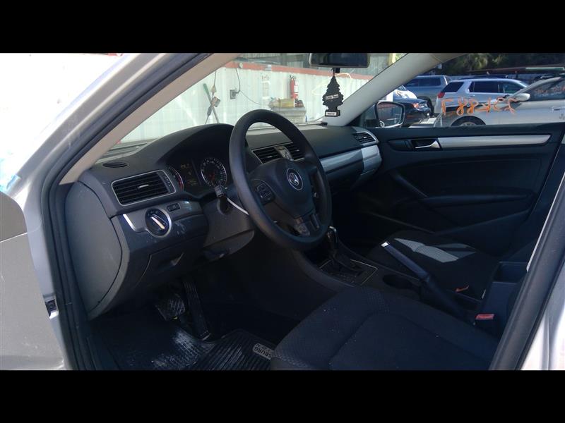 Vehicle/89816_05.jpg
