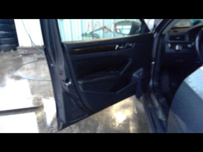 Vehicle/90504_04.jpg