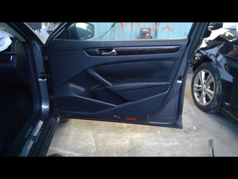 Vehicle/90504_06.jpg