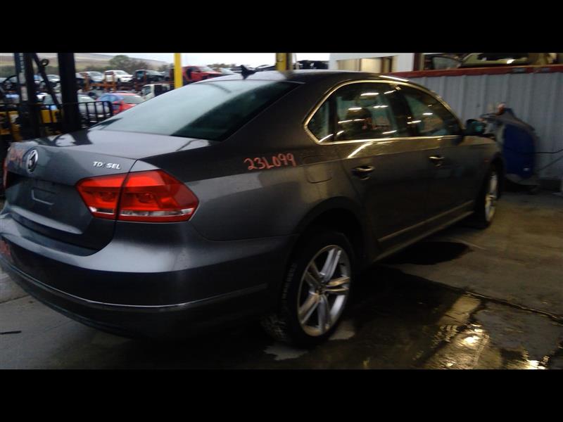 Vehicle/90504_11.jpg