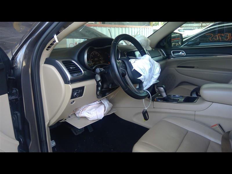Vehicle/93171_06.jpg