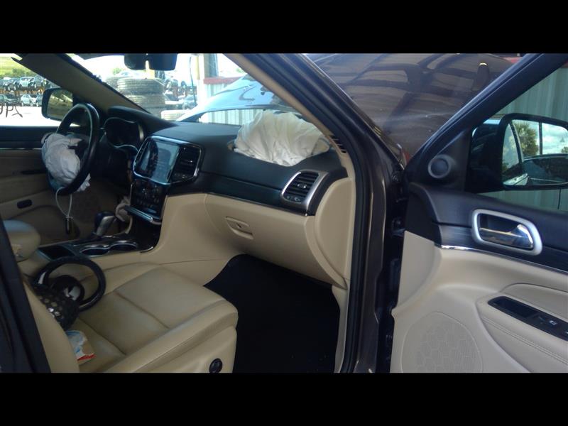 Vehicle/93171_09.jpg