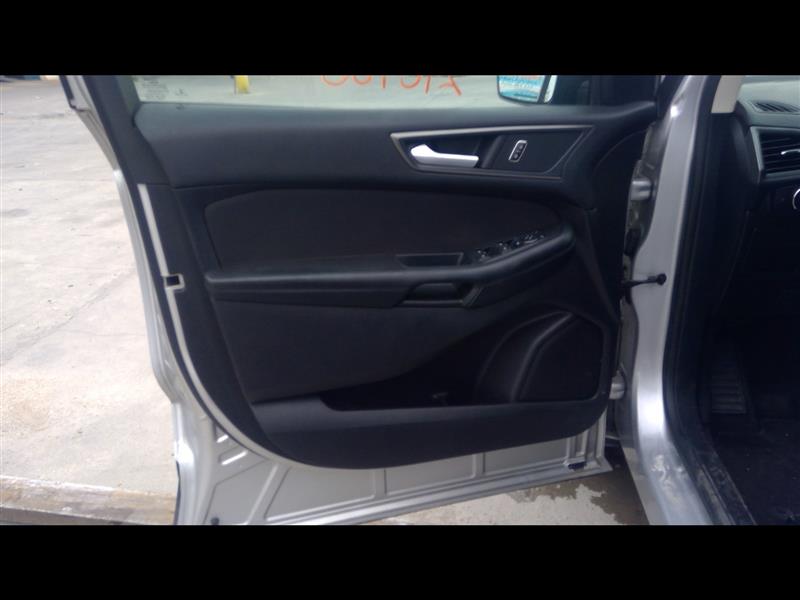 Vehicle/93304_04.jpg