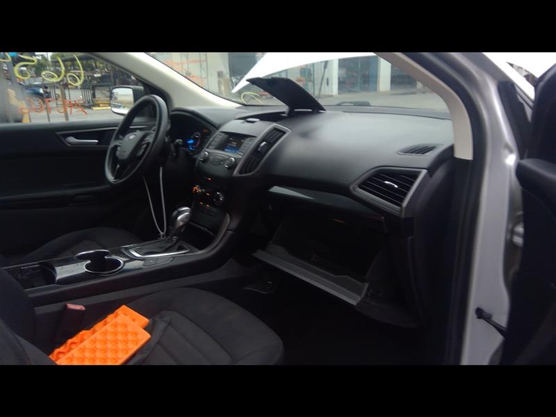 Vehicle/93304_07.jpg