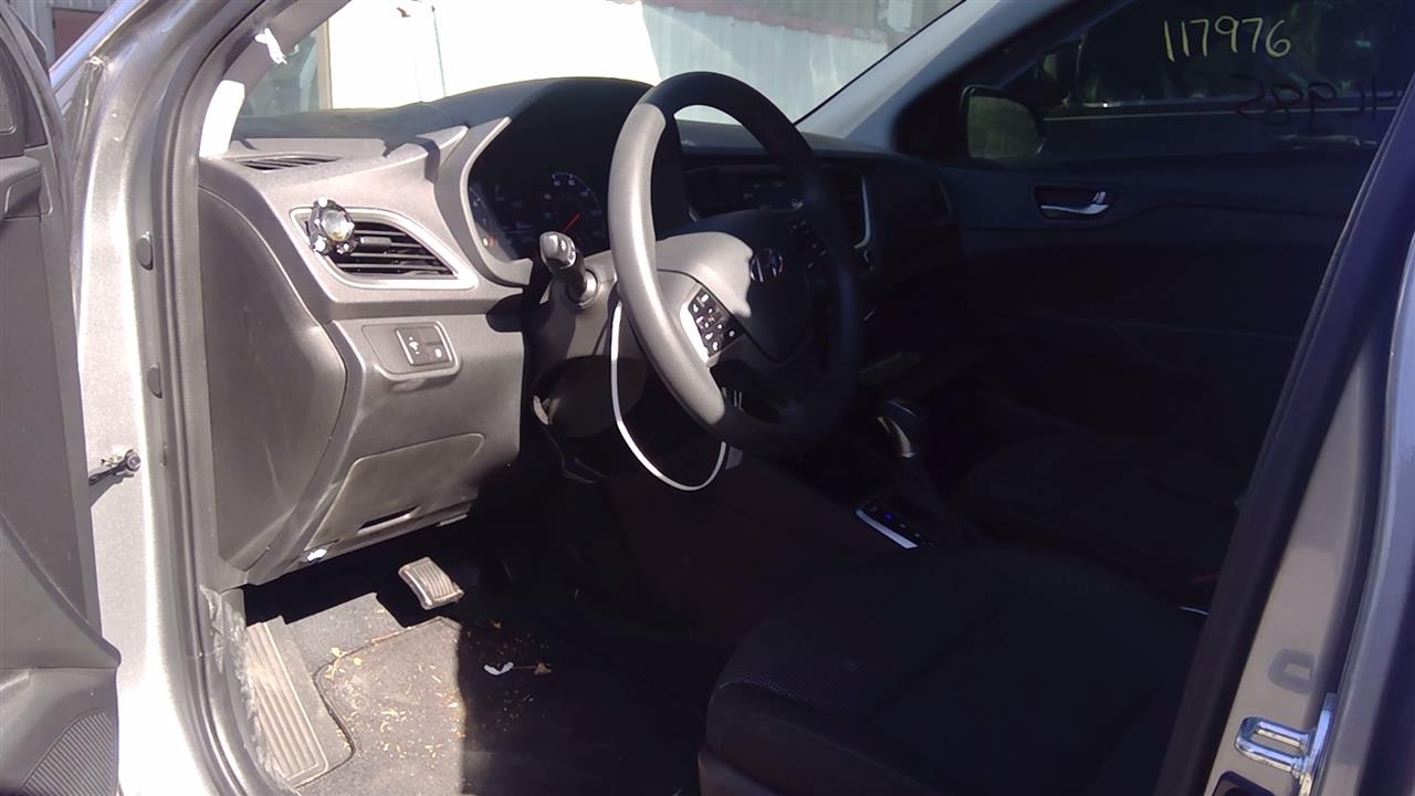 Vehicle/97485_05.jpg