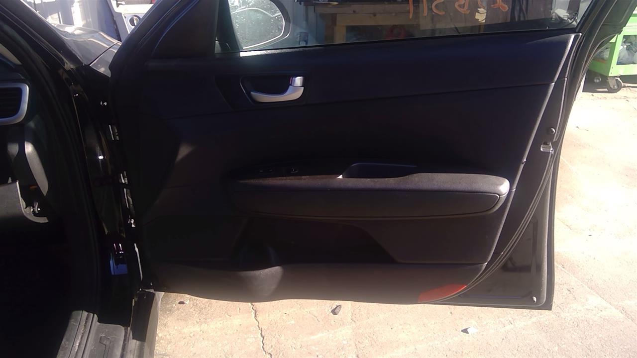 Vehicle/98661_06.jpg