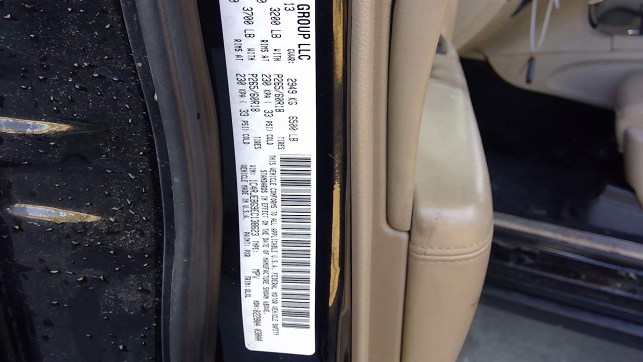 Vehicle/98771_04.jpg