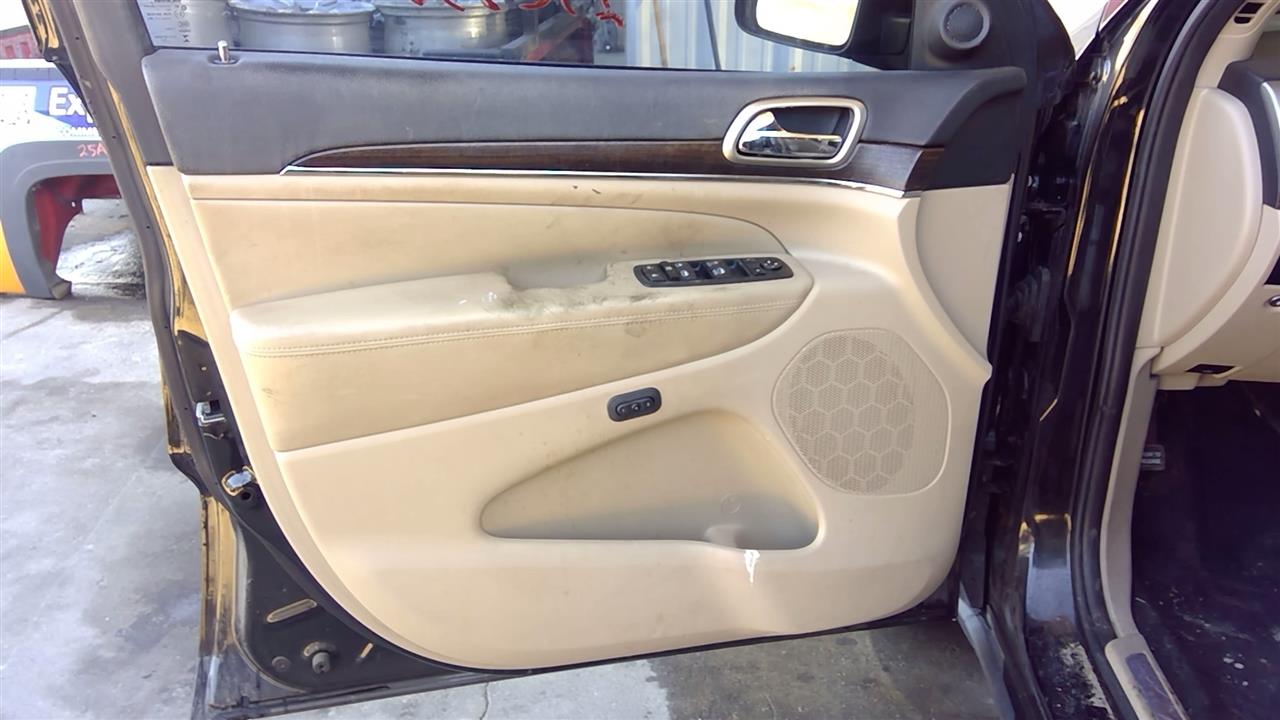 Vehicle/98771_05.jpg