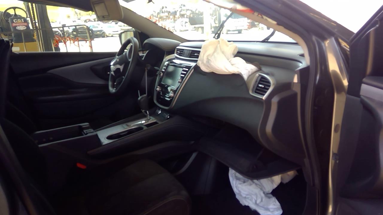 Vehicle/99333_07.jpg
