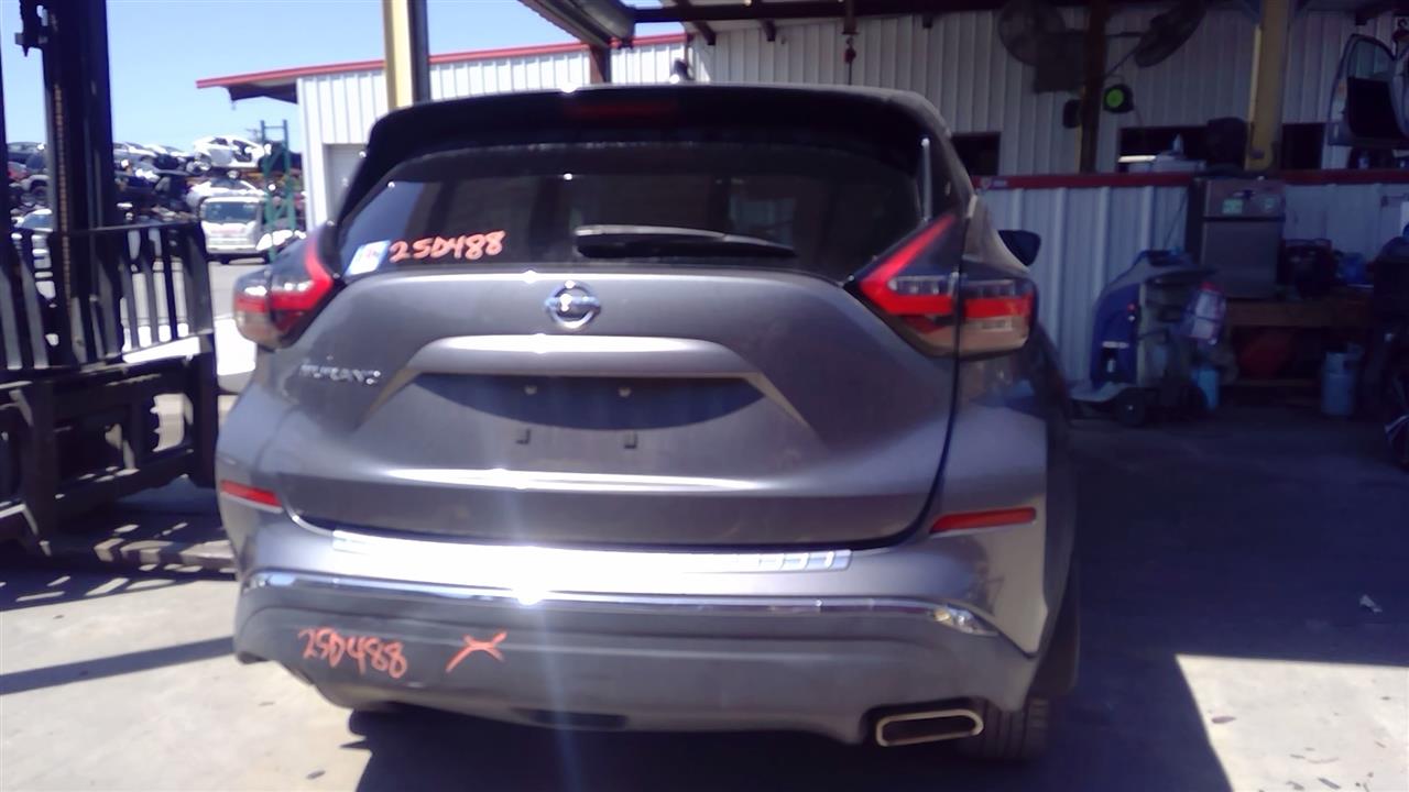 Vehicle/99333_12.jpg