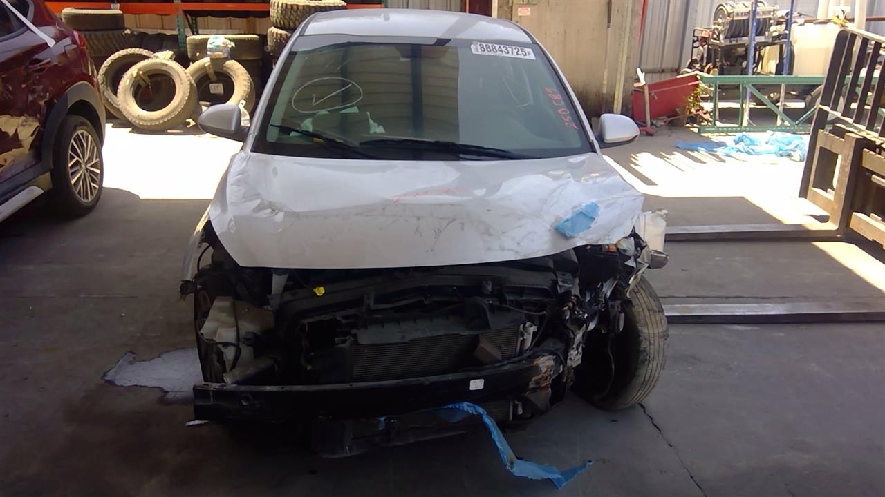 Vehicle/99654_08.jpg