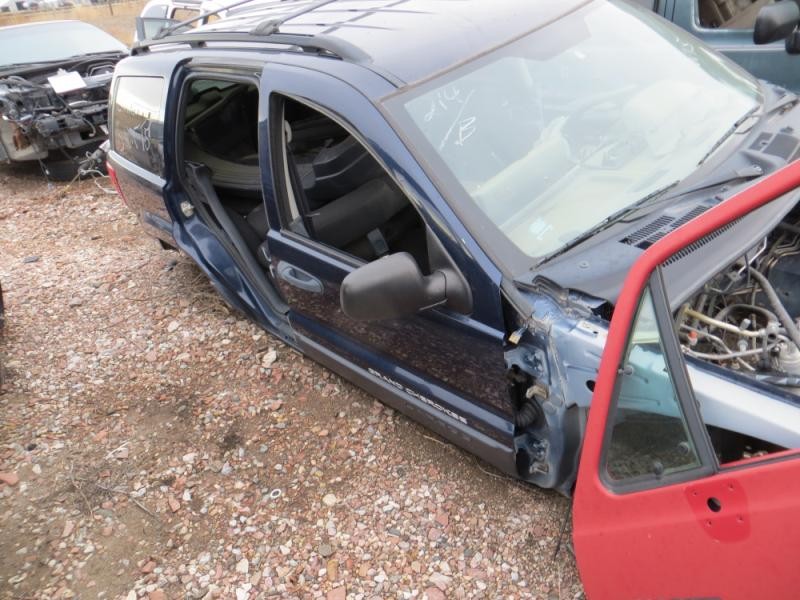 https://f005.backblazeb2.com/file/img-partshotlines-com/Inventory/MA176/Vehicle/303_04.jpg