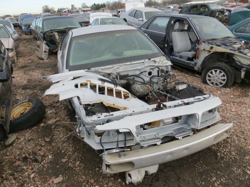 https://f005.backblazeb2.com/file/img-partshotlines-com/Inventory/MA176/Vehicle/381_01.jpg