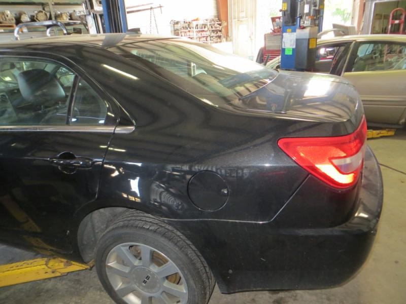 https://f005.backblazeb2.com/file/img-partshotlines-com/Inventory/MA176/Vehicle/5572_11.jpg