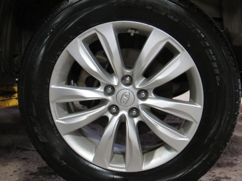 https://f005.backblazeb2.com/file/img-partshotlines-com/Inventory/MA176/Vehicle/5630_05.jpg