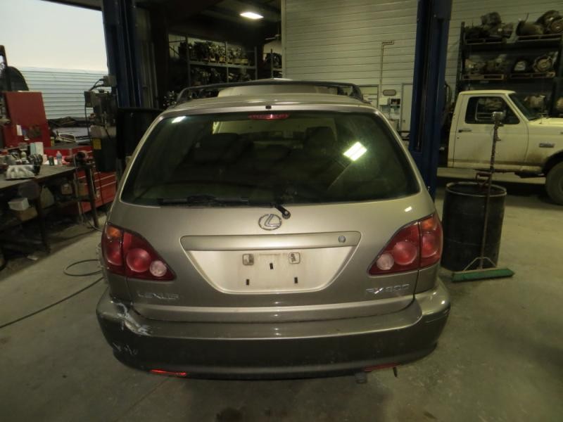 https://f005.backblazeb2.com/file/img-partshotlines-com/Inventory/MA176/Vehicle/5899_01.jpg