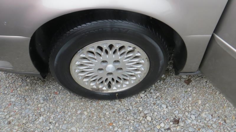 https://f005.backblazeb2.com/file/img-partshotlines-com/Inventory/MA176/Vehicle/6115_07.jpg