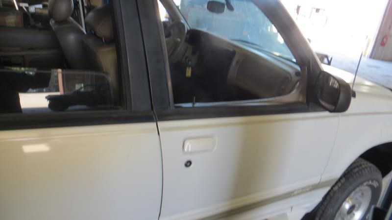 https://f005.backblazeb2.com/file/img-partshotlines-com/Inventory/MA176/Vehicle/6126_10.jpg