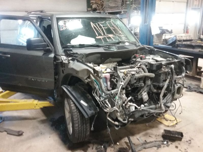 https://f005.backblazeb2.com/file/img-partshotlines-com/Inventory/MA176/Vehicle/6625_40.jpg