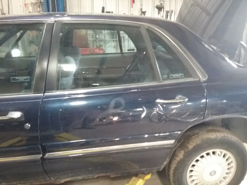 https://f005.backblazeb2.com/file/img-partshotlines-com/Inventory/MA176/Vehicle/6633_09.jpg