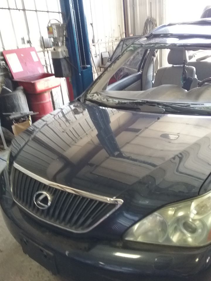 https://f005.backblazeb2.com/file/img-partshotlines-com/Inventory/MA176/Vehicle/6831_01.jpg