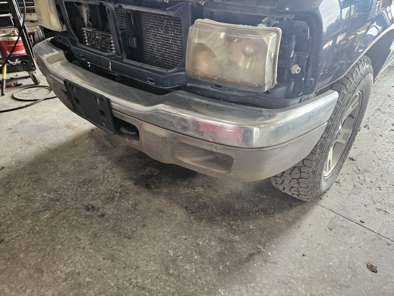 https://f005.backblazeb2.com/file/img-partshotlines-com/Inventory/MA176/Vehicle/6956_02.jpg