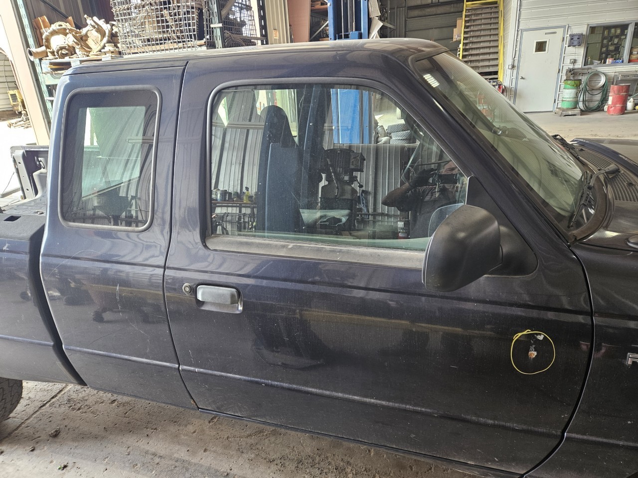 https://f005.backblazeb2.com/file/img-partshotlines-com/Inventory/MA176/Vehicle/6956_07.jpg