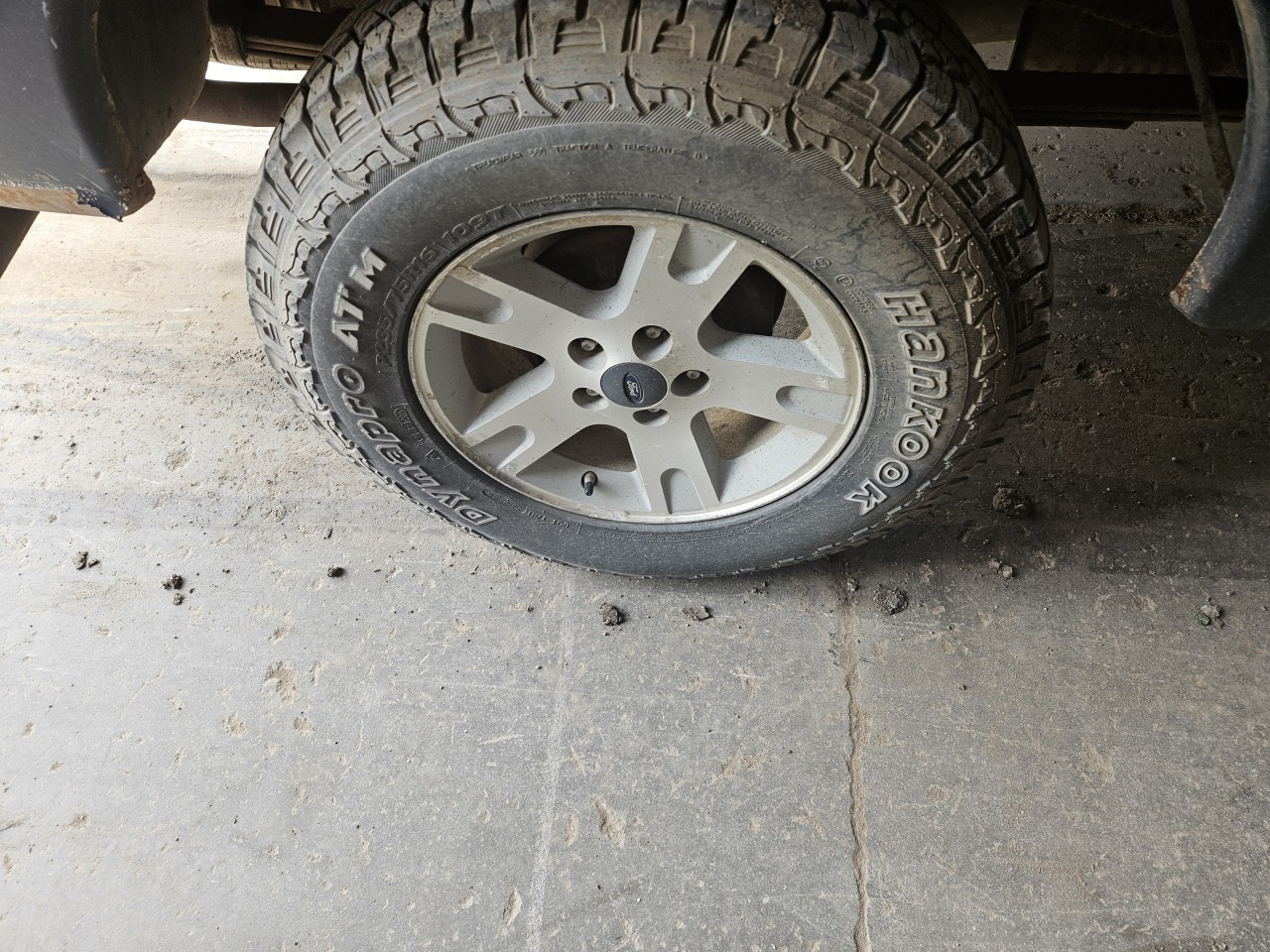 https://f005.backblazeb2.com/file/img-partshotlines-com/Inventory/MA176/Vehicle/6956_09.jpg