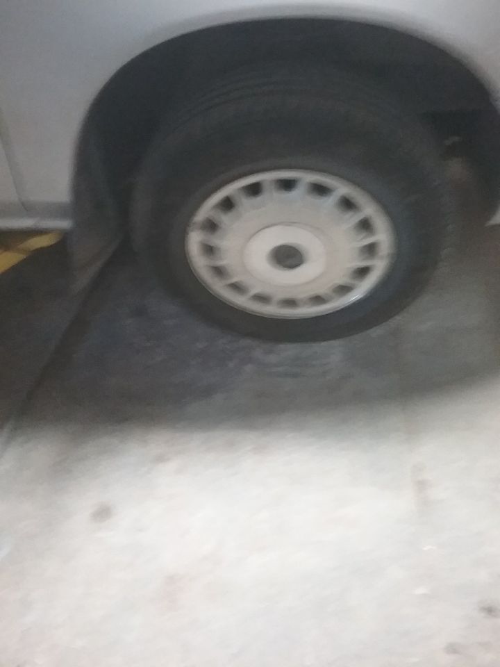 https://f005.backblazeb2.com/file/img-partshotlines-com/Inventory/MA176/Vehicle/7058_05.jpg