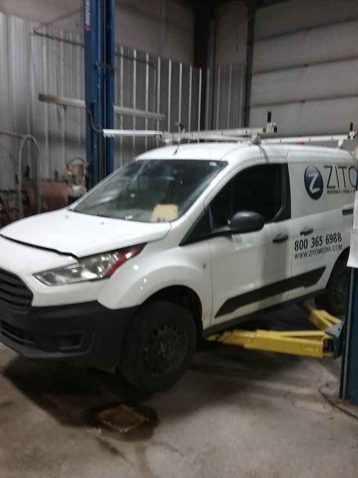 https://f005.backblazeb2.com/file/img-partshotlines-com/Inventory/MA176/Vehicle/7167_01.jpg