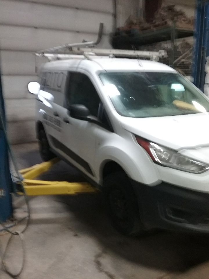 https://f005.backblazeb2.com/file/img-partshotlines-com/Inventory/MA176/Vehicle/7167_02.jpg