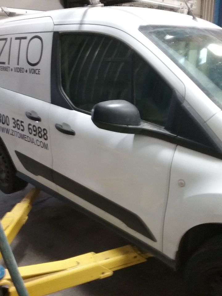 https://f005.backblazeb2.com/file/img-partshotlines-com/Inventory/MA176/Vehicle/7167_11.jpg