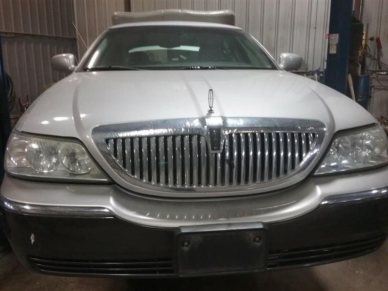https://f005.backblazeb2.com/file/img-partshotlines-com/Inventory/MA176/Vehicle/7202_02.jpg