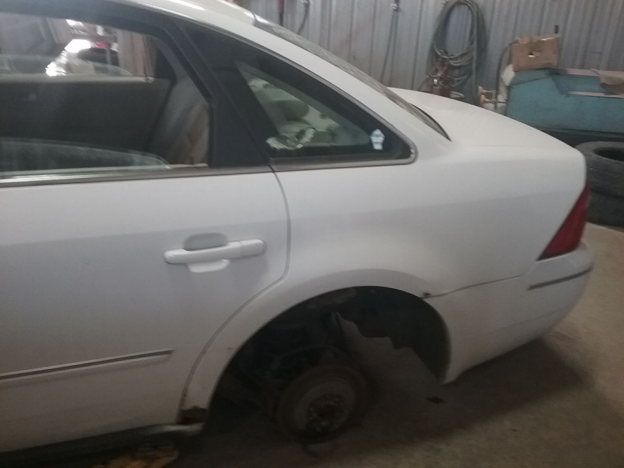 https://f005.backblazeb2.com/file/img-partshotlines-com/Inventory/MA176/Vehicle/7230_09.jpg