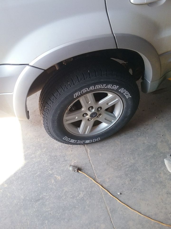 https://f005.backblazeb2.com/file/img-partshotlines-com/Inventory/MA176/Vehicle/7235_08.jpg