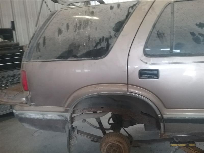 https://f005.backblazeb2.com/file/img-partshotlines-com/Inventory/MA176/Vehicle/7245_10.jpg