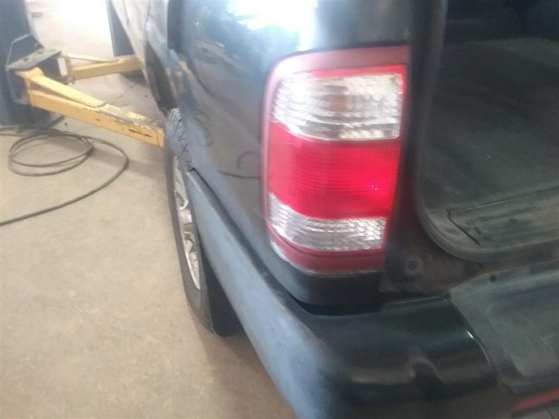 https://f005.backblazeb2.com/file/img-partshotlines-com/Inventory/MA176/Vehicle/7264_10.jpg